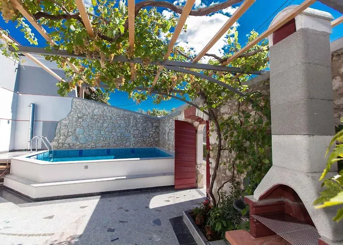 In 33539 * Tribalj (Primorsko-Goranska)